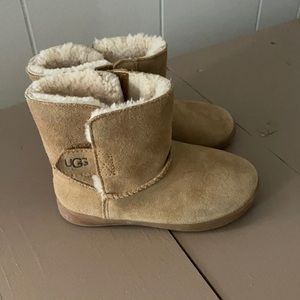 Kids Ugg Boots Size 9